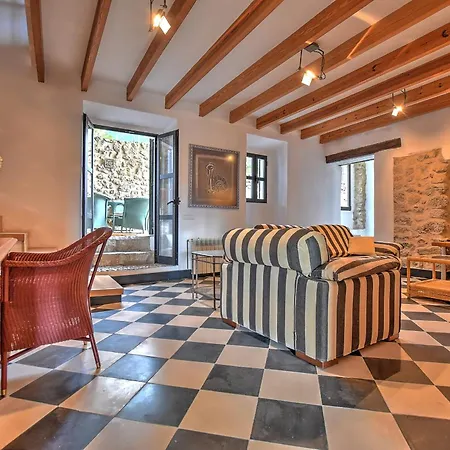 Pulit By Slow Villa Selva (Mallorca)